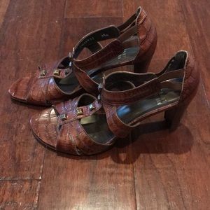 Stuart Weitzman Leather Heels Size 8 1/2 Narrow
